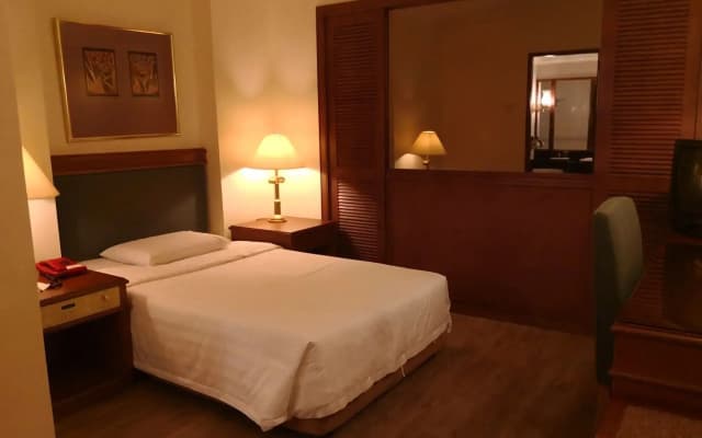 The Executive Hotel Lahad Datu - photo 5