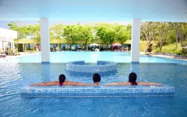 Orchard Wellness Safari Suites - photo 5