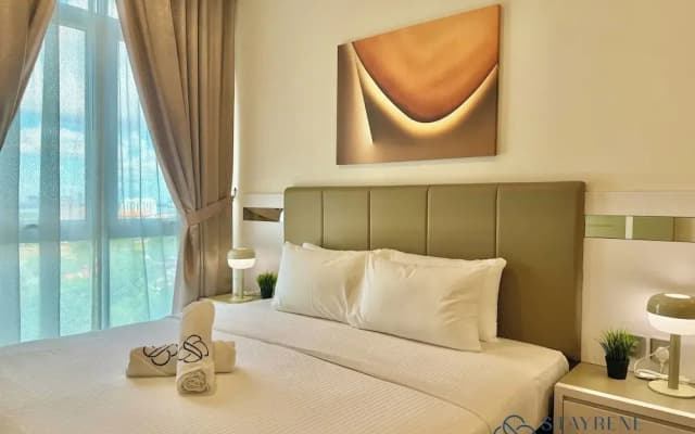Paragon Suites CIQ By Stayrene - photo 5