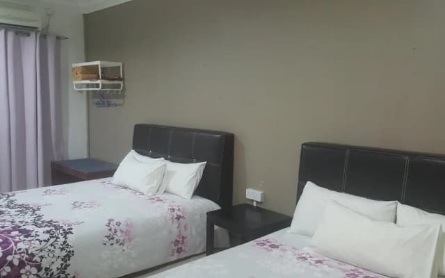 Shafura Hotel 1 - photo 2