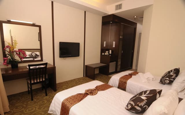 Seemsoon Hotel - photo 4