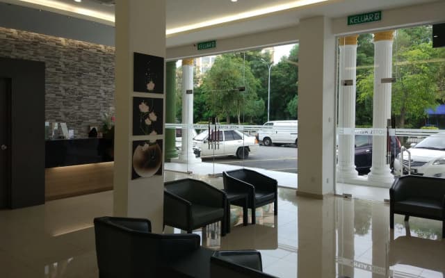 Hotel Alpha - photo 2