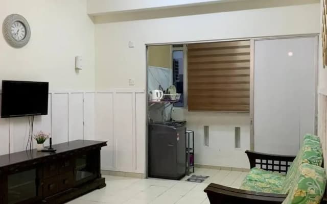 Cozy Homestay KTCC Mall Pantai Batu Burok HSNZ 3BR Pangsapuri Ladang Gemilang 1 by NadiHome - photo 4