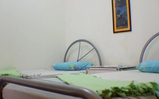 Teratai Homestay Taman Kinrara 2 - photo 3