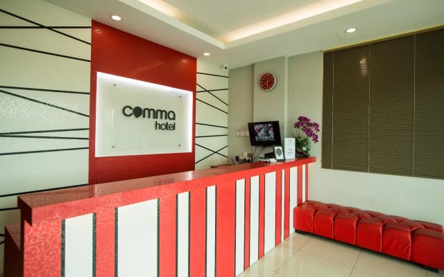 Comma Hotel - photo 2