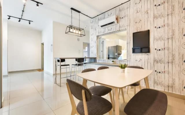 Seasons Luxury Apartment By Jk Home - photo 4