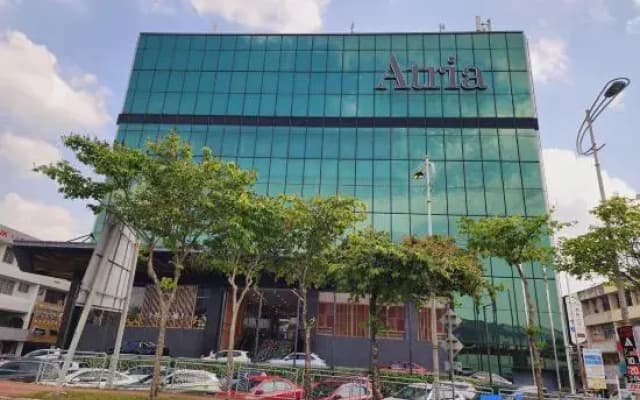 Damansara Jaya Petaling Jaya 2 Storey Landed House for 15 Pax - photo 2