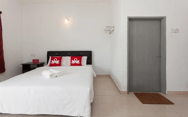 Alpha Motel by OYO Rooms - photo 4