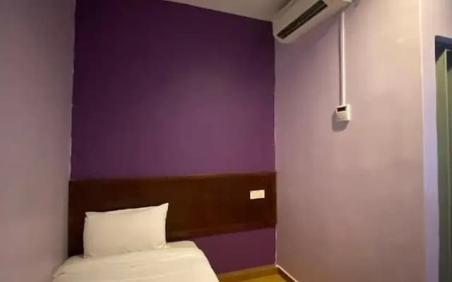 ROYAL HOTEL by MR VJ Business - photo 4