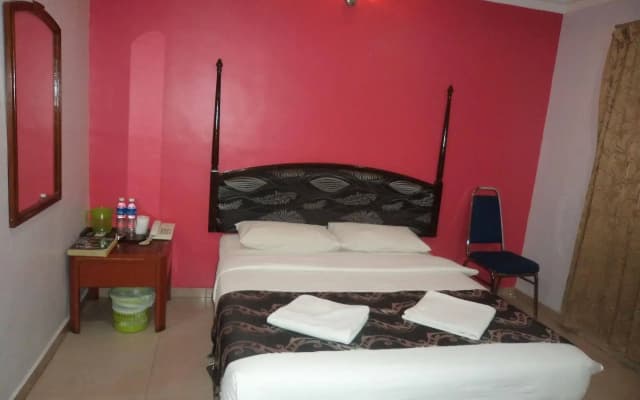 OYO 424 KK Inn Hotel - photo 3