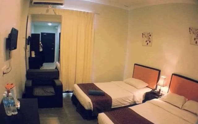 Hotel Benaria Bandar Prima - photo 2
