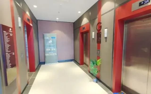 The Stallionz Signature Suites by IWH Suites - photo 4