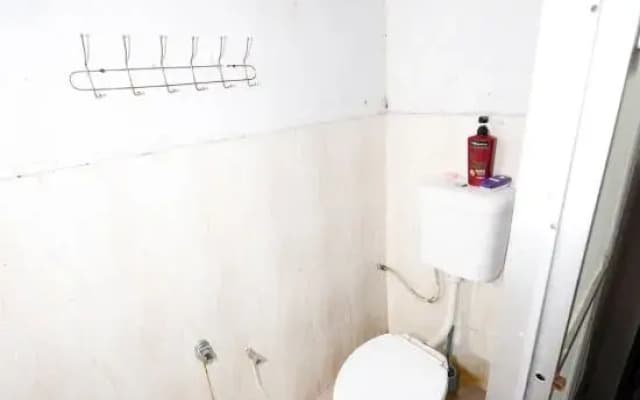 OYO 90915 Ilham Villa - photo 4