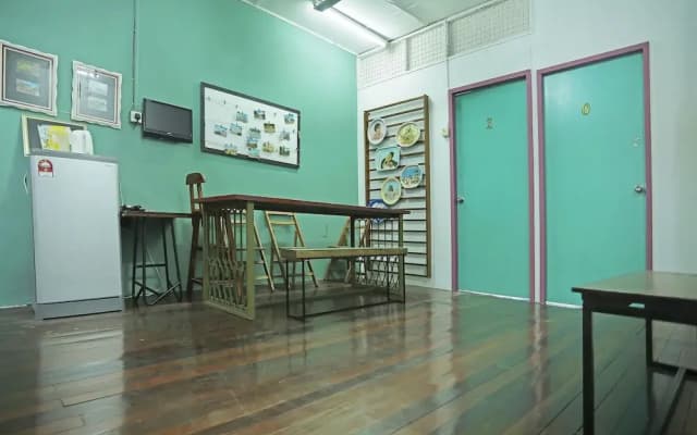 OYO 90571 Red Door Homestay - photo 3