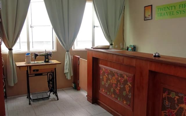 Borneo Seaview Hotel - photo 5