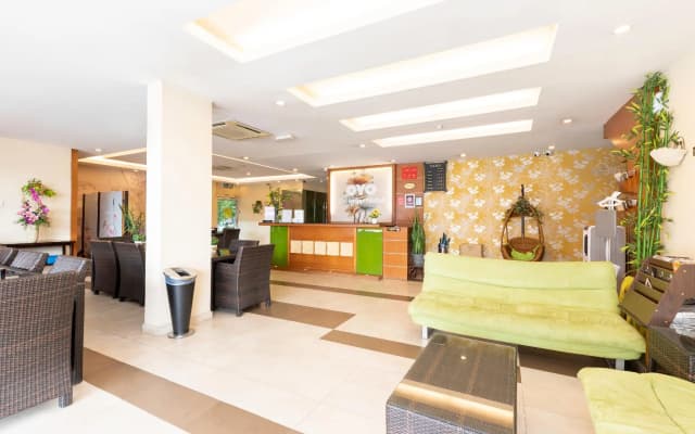 Sri Indar Hotel - photo 2