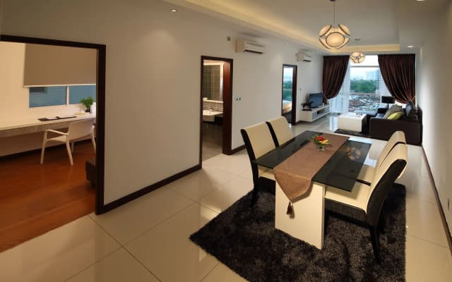Paragon Serviced Suites @ Straits View - photo 5