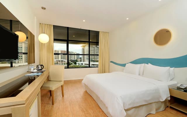 Oceania Hotel - photo 4