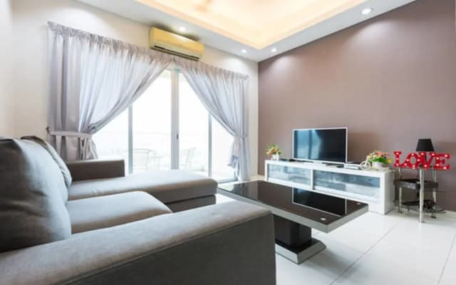 Sky Holiday Home - Golf View - photo 3