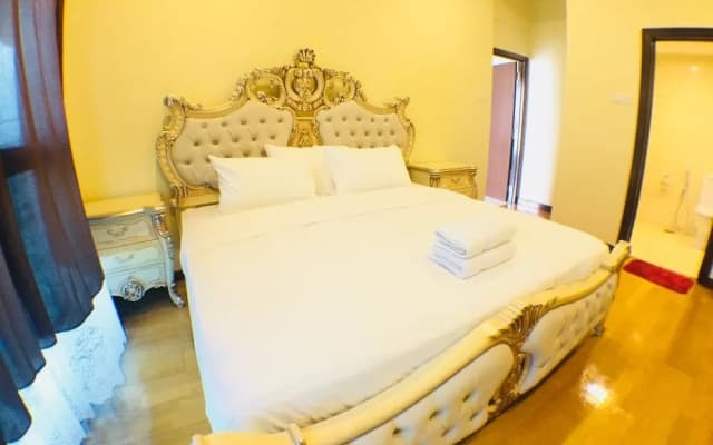Regalia Suites by iHost - photo 4