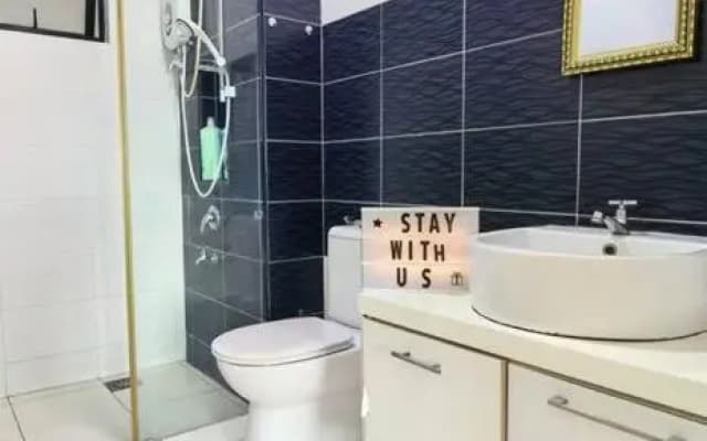 B1606 Platino ParadigmMall Netflix PoolViewSTAY - photo 5