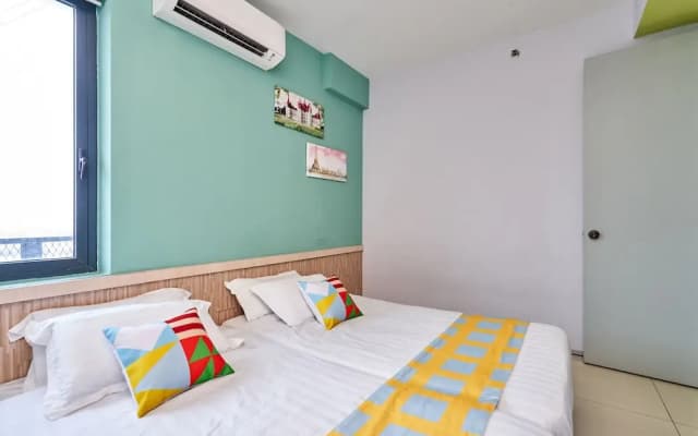 OYO Home 44002 Classic 2br Setia Alam Trefoil. - photo 3