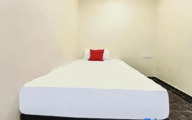 Th Hotel - photo 5