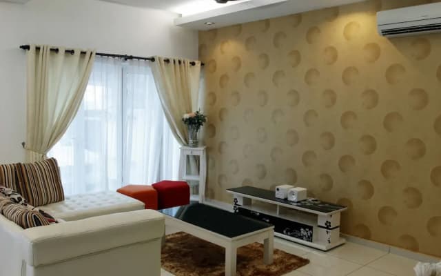 Gurney Luxe Inn Penang - photo 4