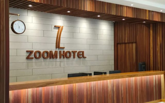 Zoom Hotel - photo 3