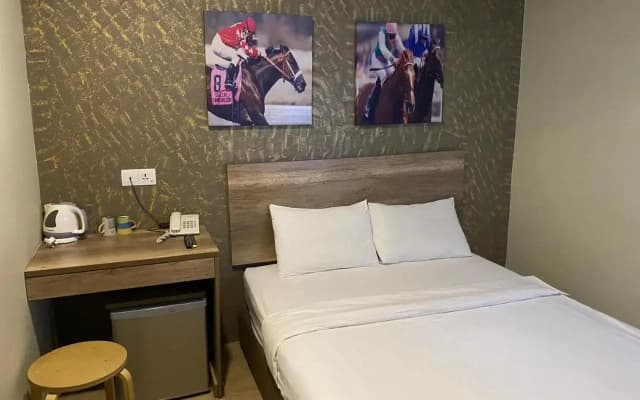 OYO 142 SH Hotel Kota Damansara - photo 4