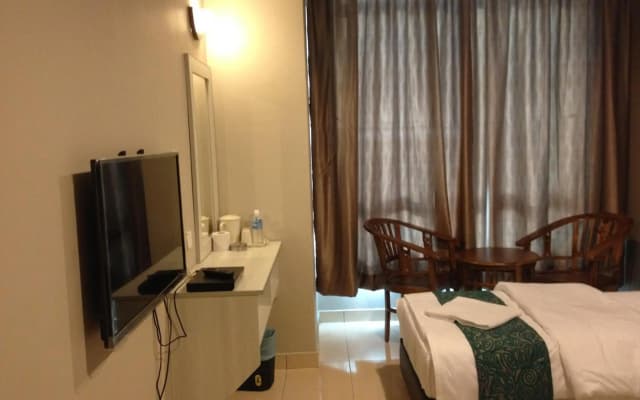 Aero Star Hotel - photo 4