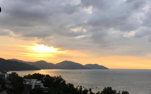 The Ferringhi Sea View - photo 4