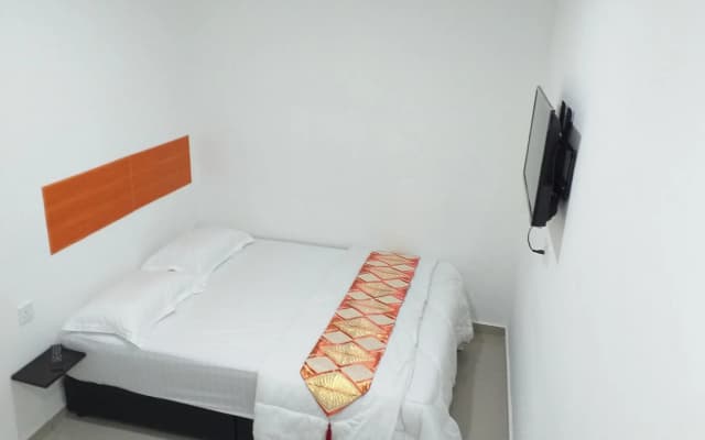 Orange Villa Hotel - photo 2