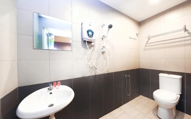 South City Hotel @ Mahkota Cheras - photo 2