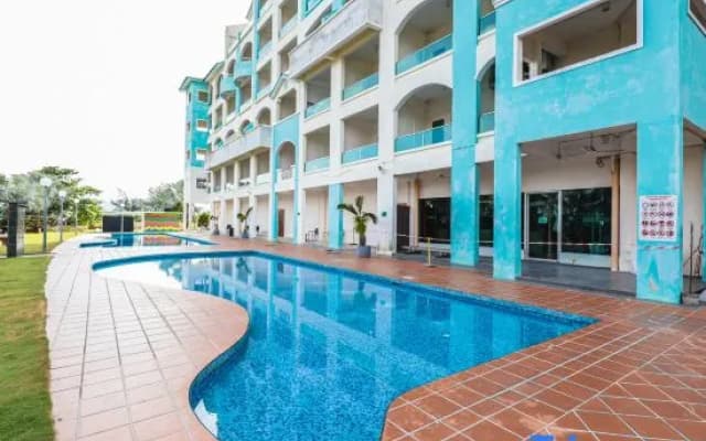 AnyLodge Waterfront Marina Island Pangkor - photo 3