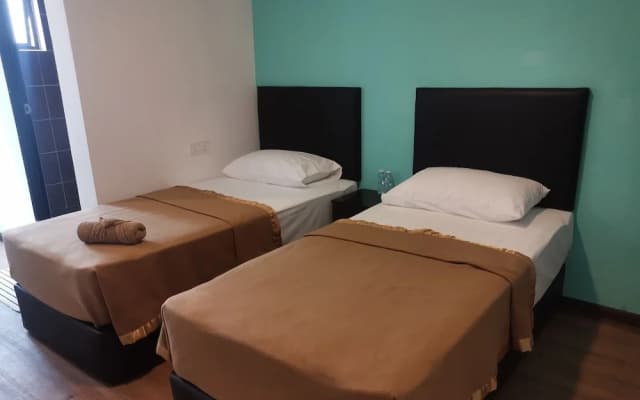 Belmorris Greentown Hotel - photo 3