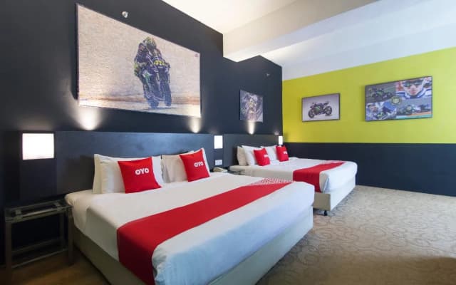 OYO Capital O 89357 Unicorn Hotel - photo 4