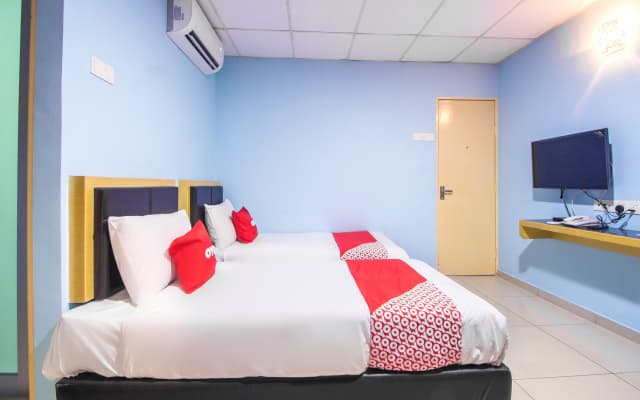 Hotel 22, Northport - photo 4