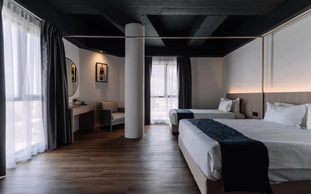 Impiana by Roxy Hotel - photo 4