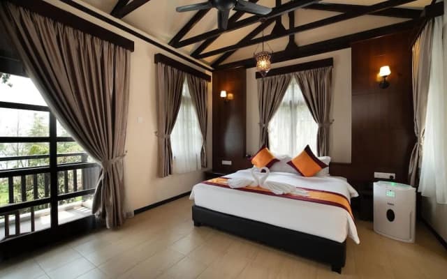 Jerejak Island Resort - photo 2