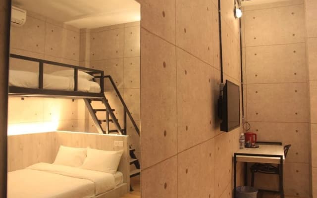 Merge Summit Boutique Hotel - photo 4