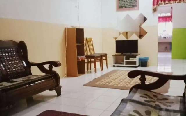 Homestay Ummi Razzin - photo 3