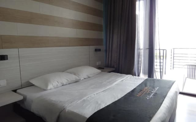 Bayfront Hotel - photo 5