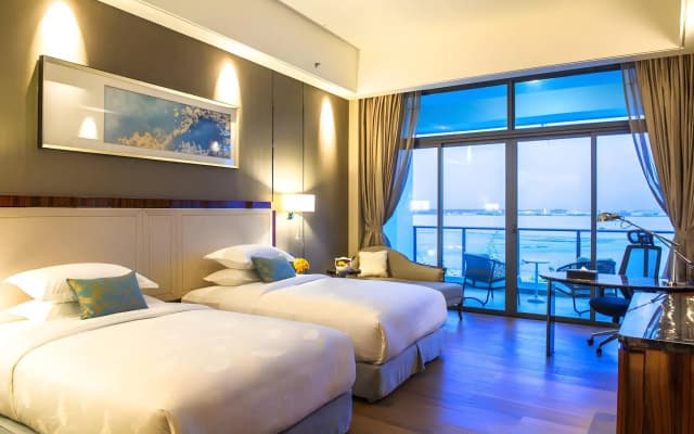 Forest City Marina Hotel - photo 5