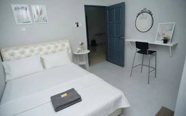 Desa Golf Homestay - photo 4