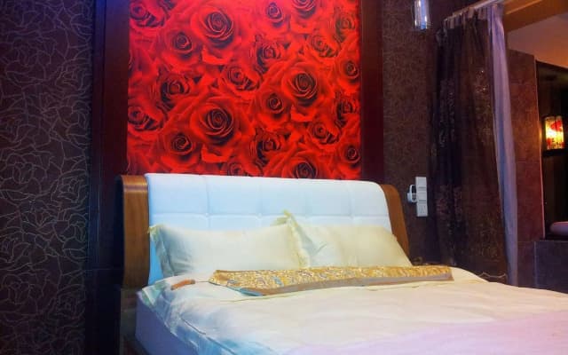 Ella Holiday Inn - photo 3