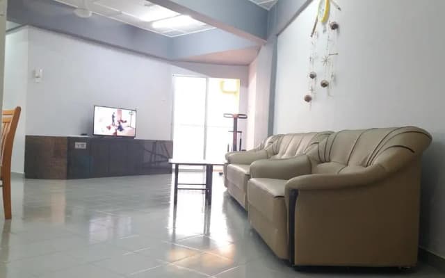 Coastside Homestay - photo 3