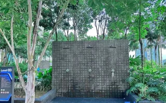 Elysia Park Medini By Stayrene Near Legoland - photo 2