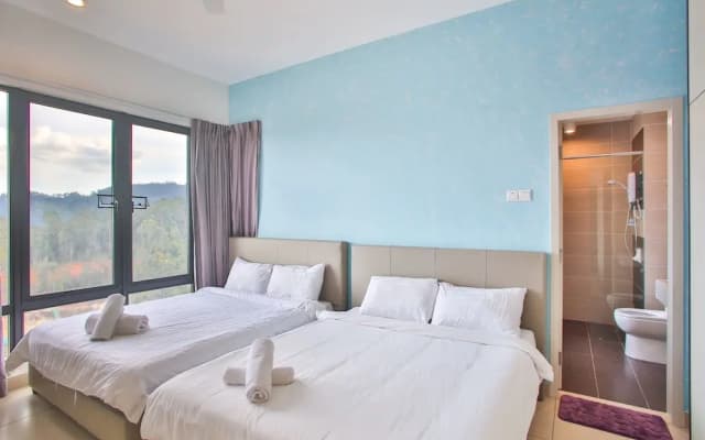 OwnAStay Midhill by Symphony Suite - photo 5