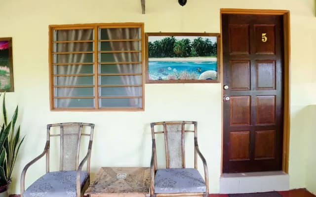 I and R Tasik Anak Motel - photo 5